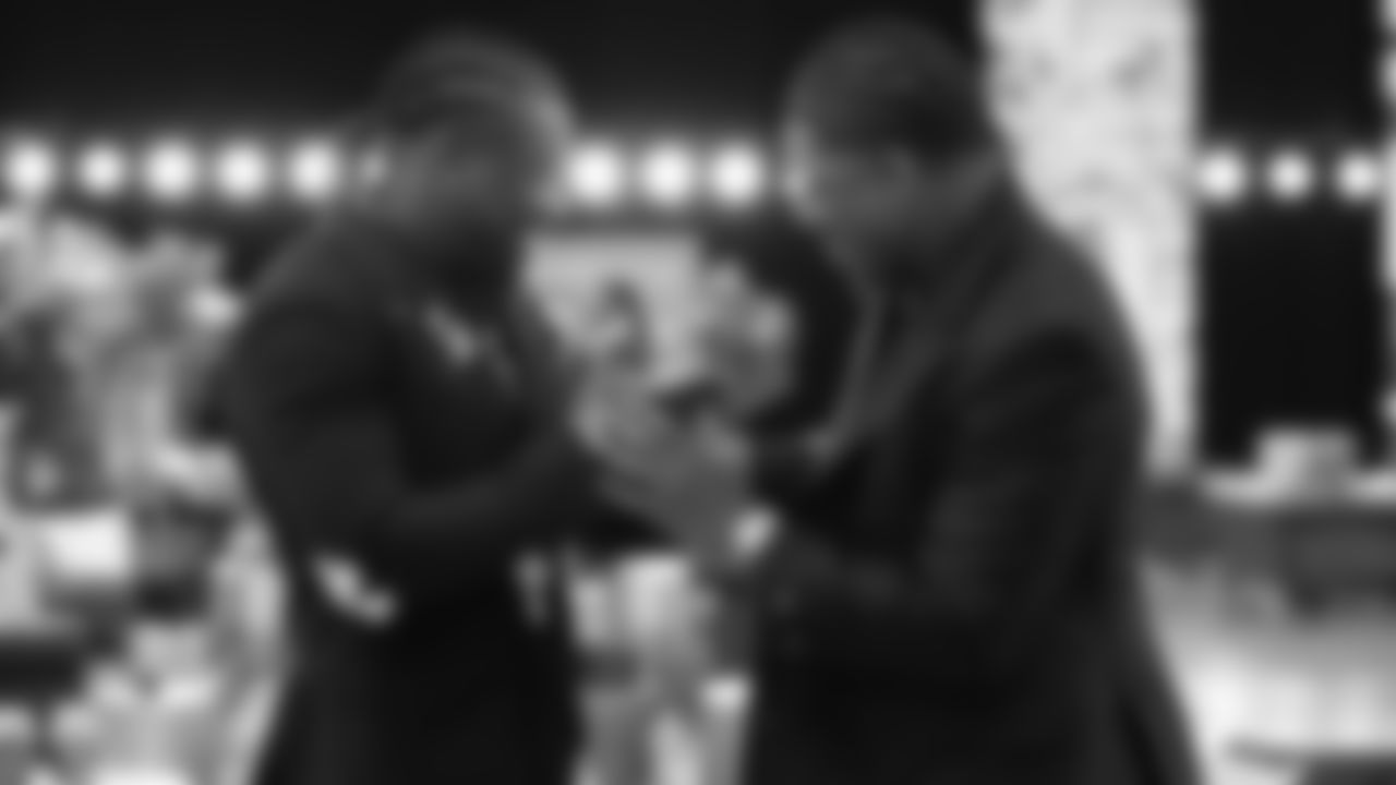Alabama quarterback Jalen Milroe and Alabama linebacker Jihaad Campbell interact prior to the 2025 NFL Draft on Thursday, April 24, 2025 in Green Bay, Wisconsin. (Lauren Leigh Bacho/NFL)