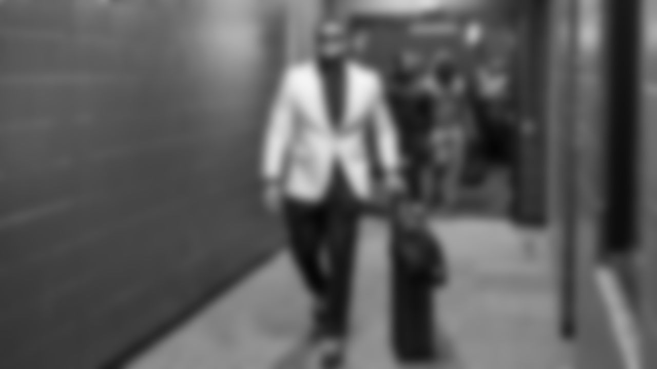 Seahawks defensive end Mike Morris (94) arrived at Northwest Stadium for the Sunday Night Football matchup at the Washington Commanders in Week 9.