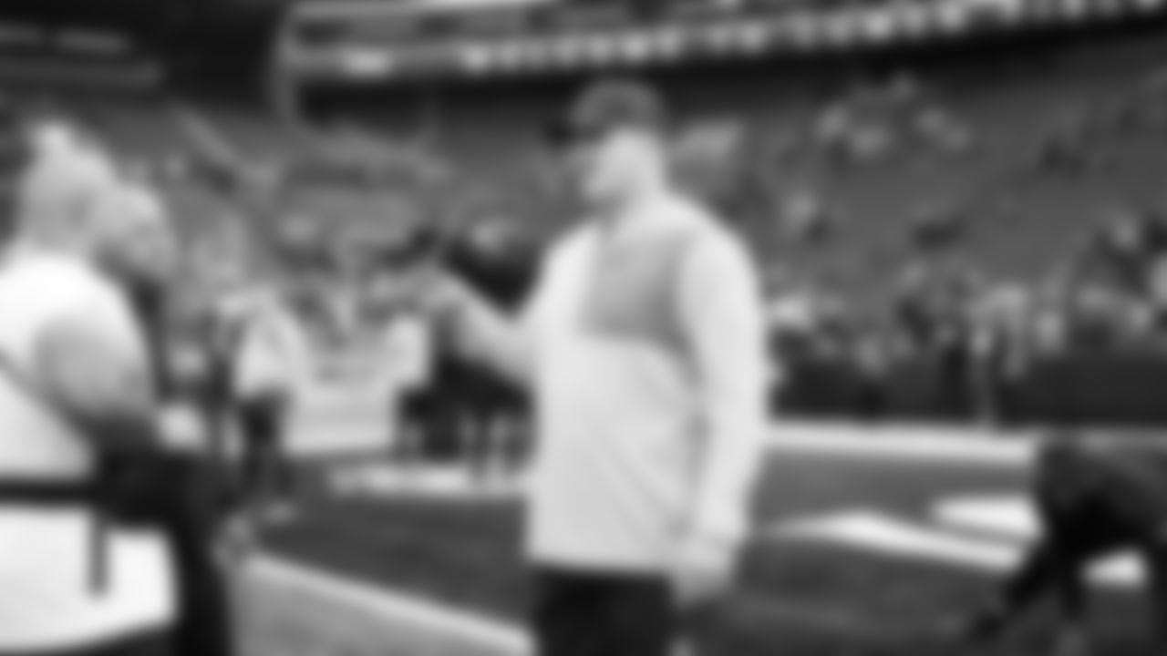 Seahawks guard Grey Zabel (76) warms up at Lumen Field for the Week 15 matchup vs. the Indianapolis Colts.