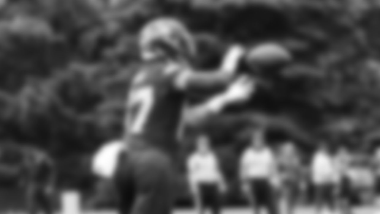 Seahawks tight end Noah Fant (87) participated in a workout on day two of OTAs on Thursday, May 29, 2025 at the Virginia Mason Athletic Center.