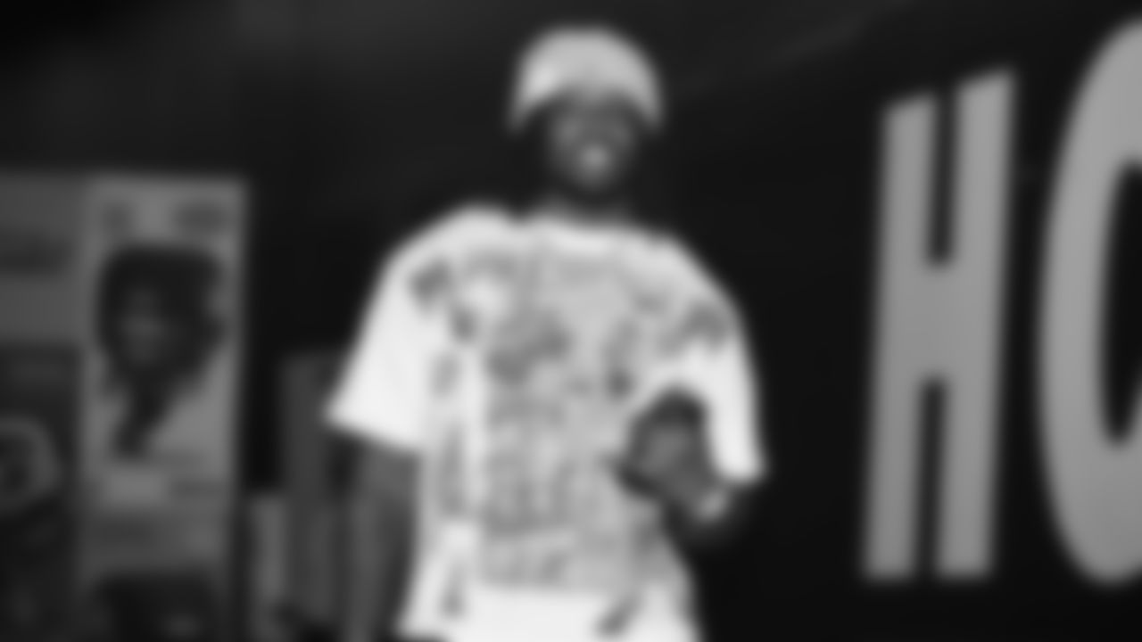 Seahawks linebacker Tyrice Knight (48) arrived at Lumen Field for the Week 16 matchup vs. the L.A. Rams.