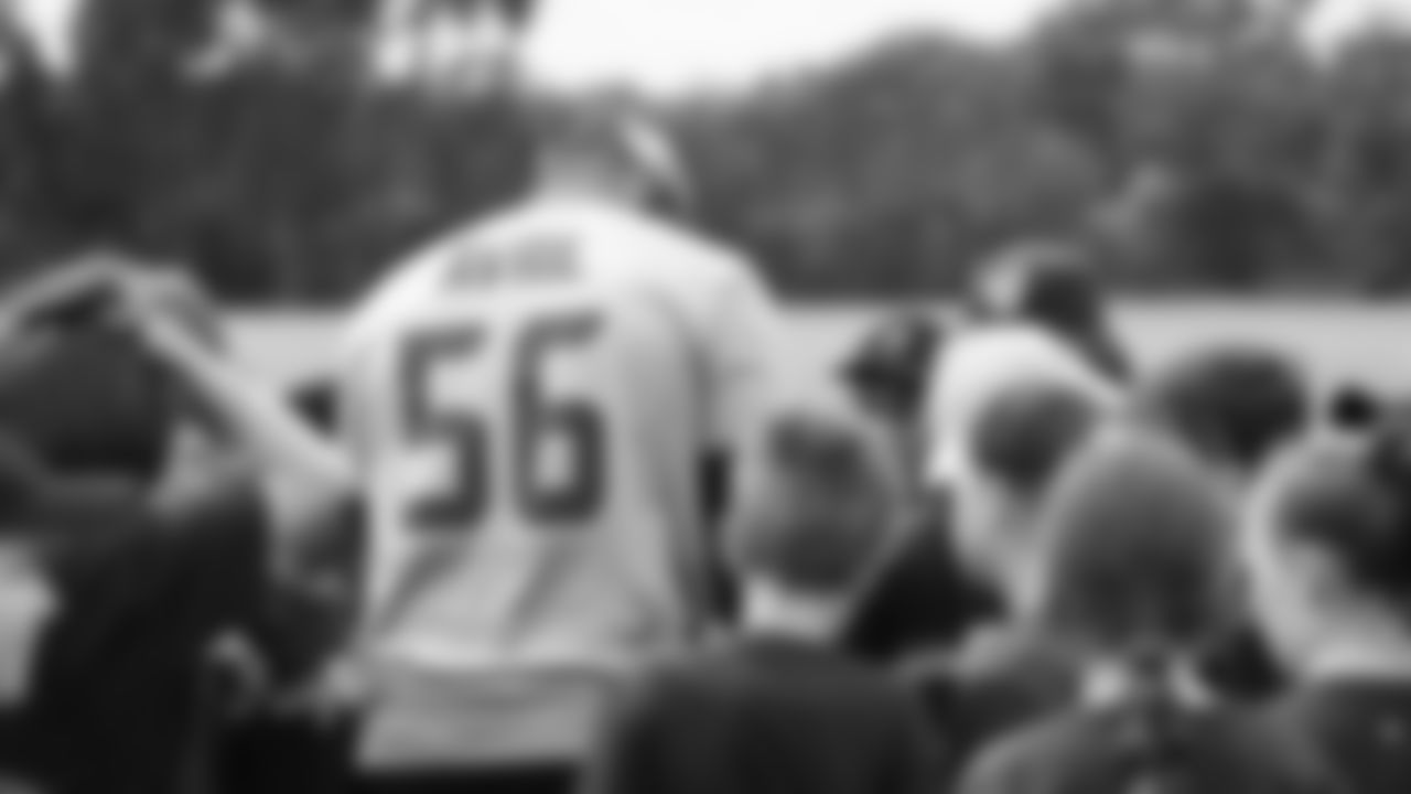 The Seahawks hosted a Seahawks Flag Football camp in Sydney, Australia where local kids had the opportunity to compete alongside Seahawks Legend Cliff Avril.