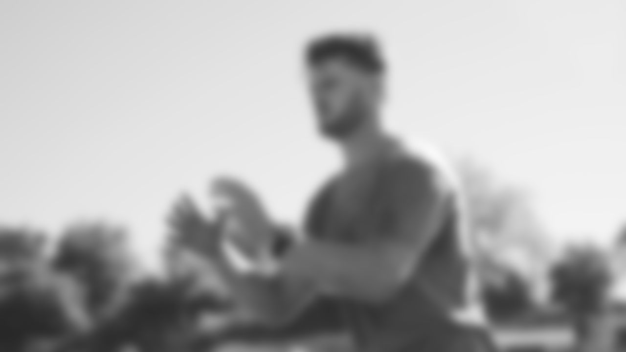 Seahawks quarterback Sam Darnold (14) participated in an off-site workout.