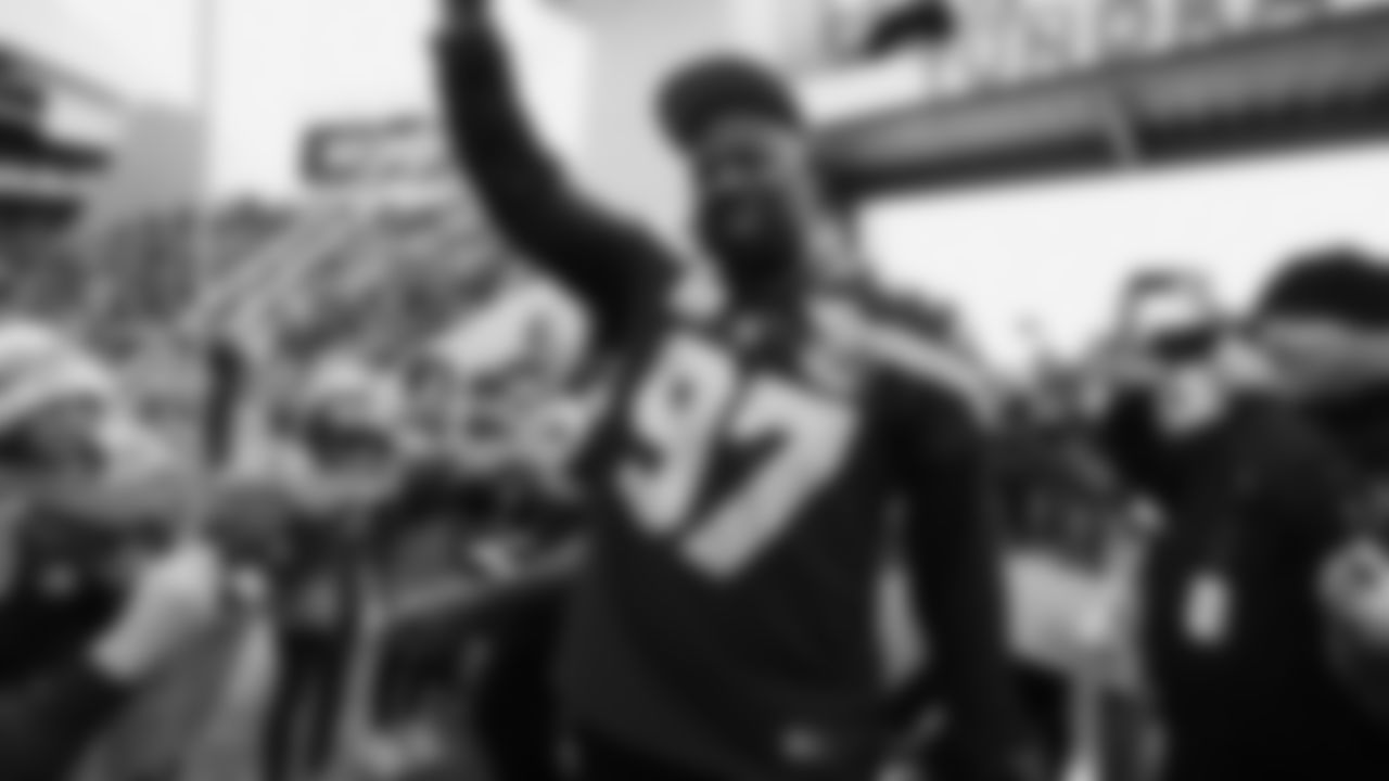 Seahawks Legends Rufus Porter and John L. Williams raise 12 flag in week 15 on December 14, 2025