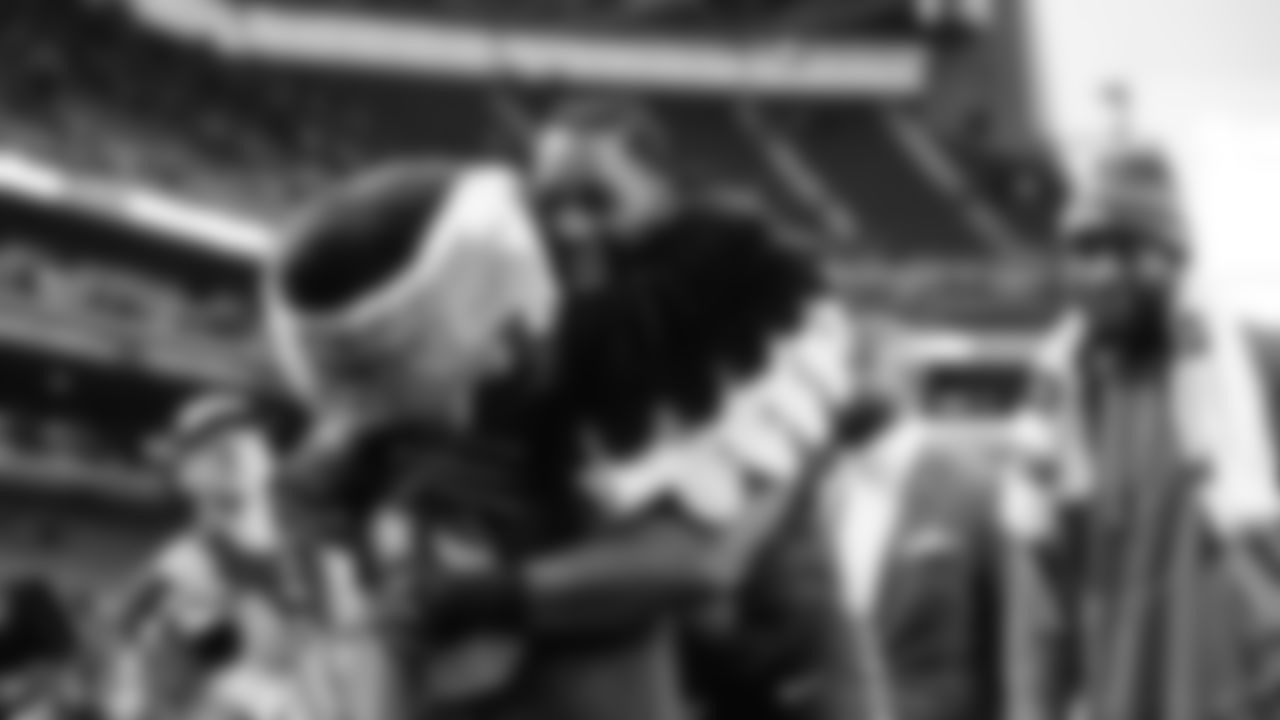 The Seahawks celebrated the 44-22 win over the Cardinals on Sunday, November 9, 2025.