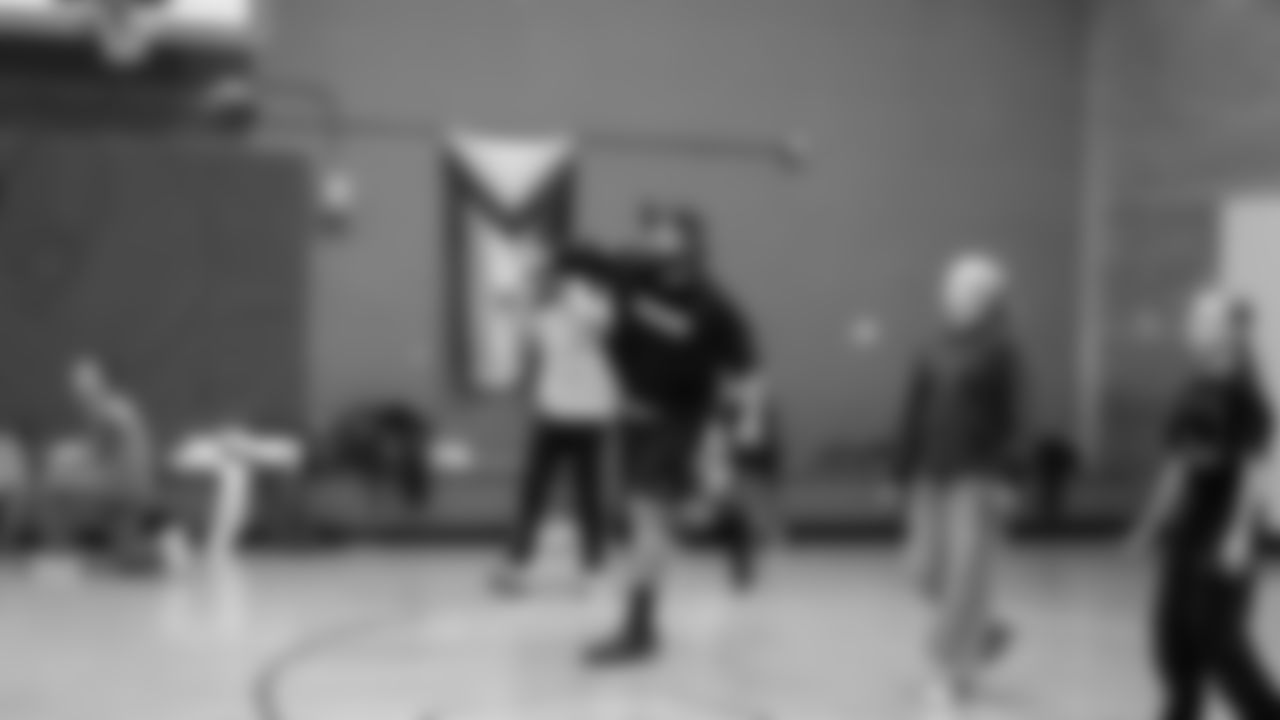 The Game Changers Program celebrated the completion of the program with a night of fun and games with Seahawks Legend Garry Gilliam on November 7, 2025.