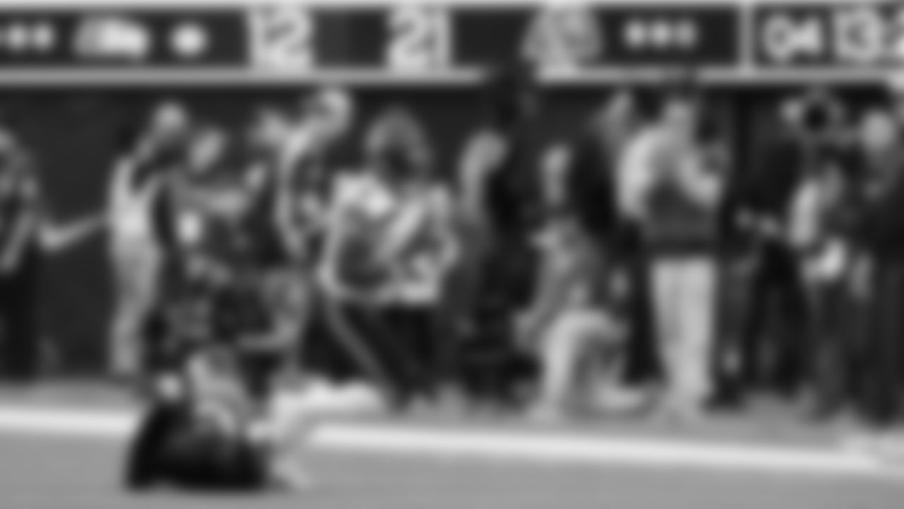 Seahawks at Rams on November 16, 2025