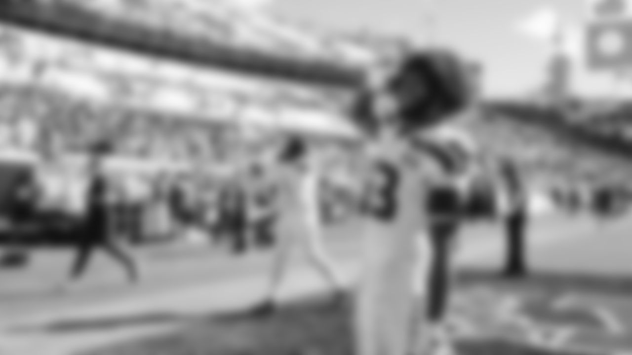 Seahawks linebacker Ernest Jones IV (13) at the Jacksonville Jaguars in Week 6.