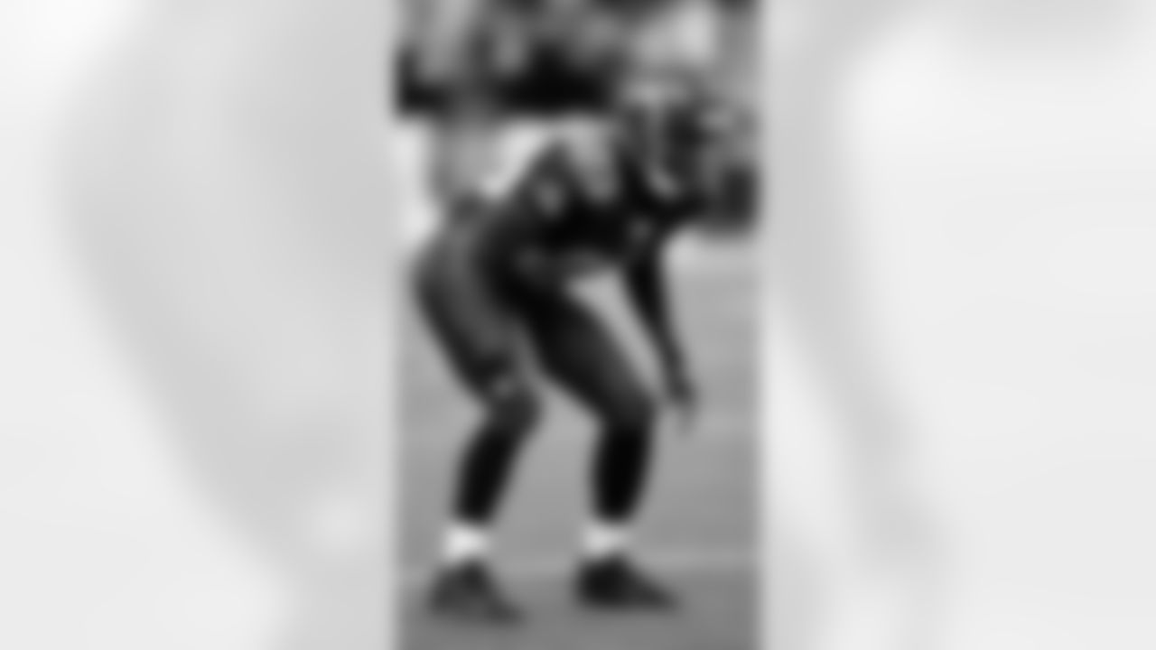 Seattle Seahawks cornerback Marcus Trufant in action during the NFC championship football game against the Carolina Panthers in Seattle, Sunday, Jan. 22, 2006.  (AP Photo/John Froschauer)