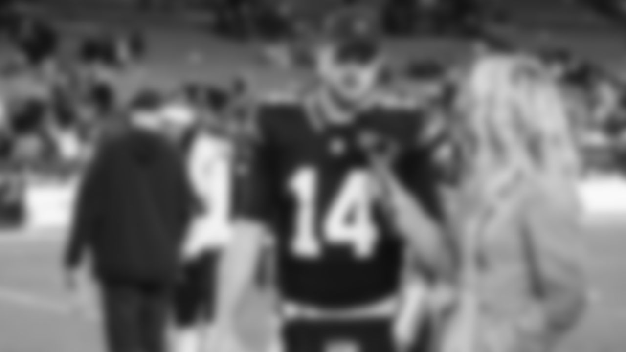 Seahawks quarterback Sam Darnold (14) at the Washington Commanders in Week 9.