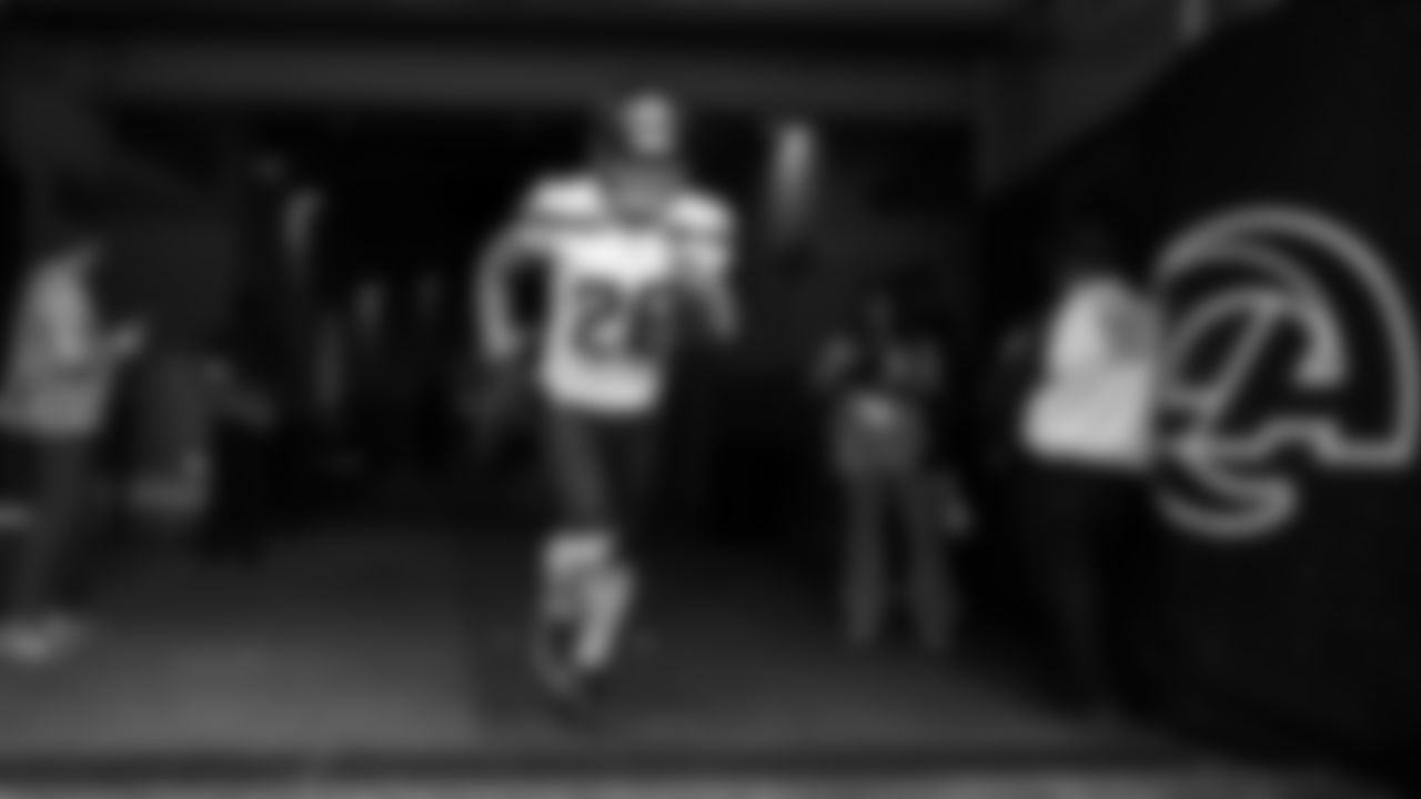 Seahawks running back Zach Charbonnet (26) during pregame warmups at SoFi Stadium for the Week 11 matchup at the L.A. Rams.