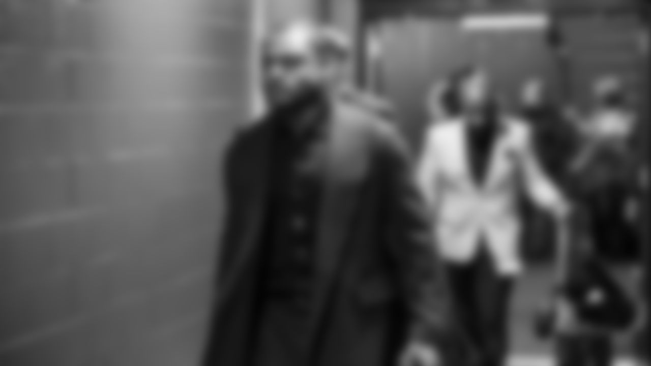 Seahawks safety Coby Bryant (8) arrived at Northwest Stadium for the Sunday Night Football matchup at the Washington Commanders in Week 9.