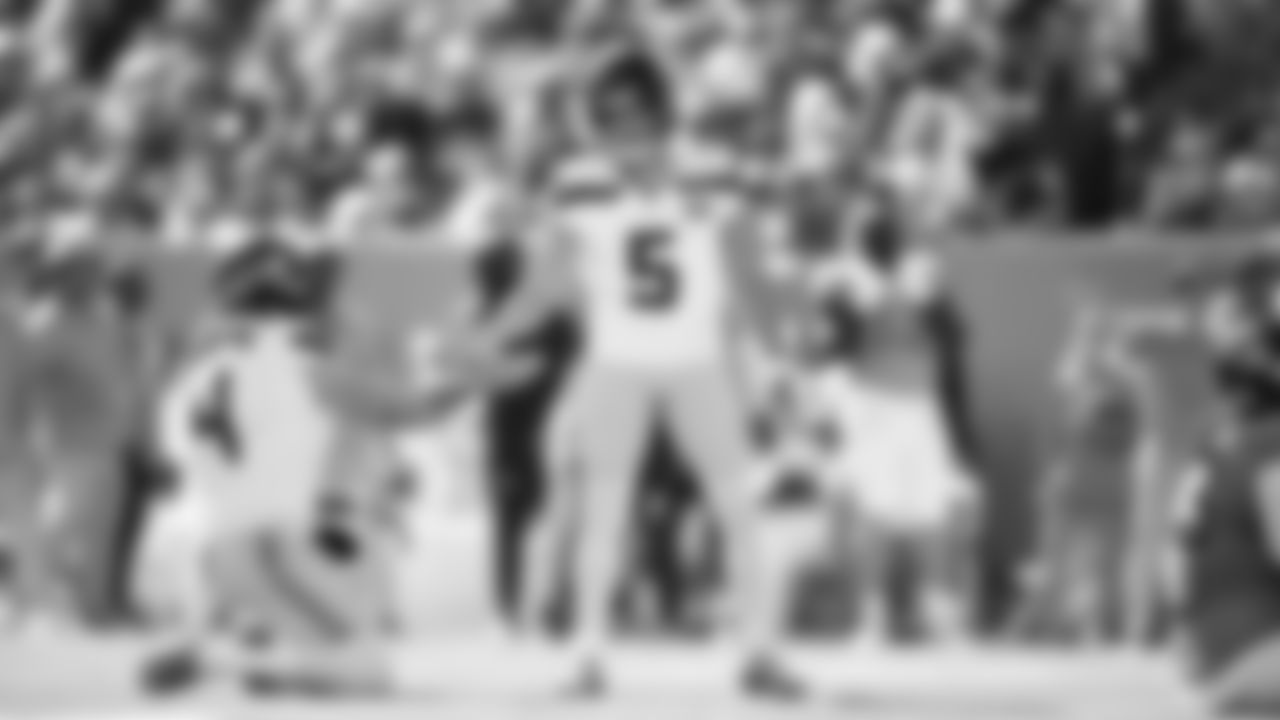 Seahawks at Titans - 2025 Week 12