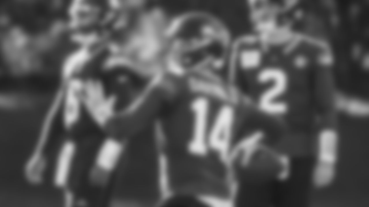 Seahawks quarterback Sam Darnold (14) practiced on Wednesday, November 19 at the Virginia Mason Athletic Center.