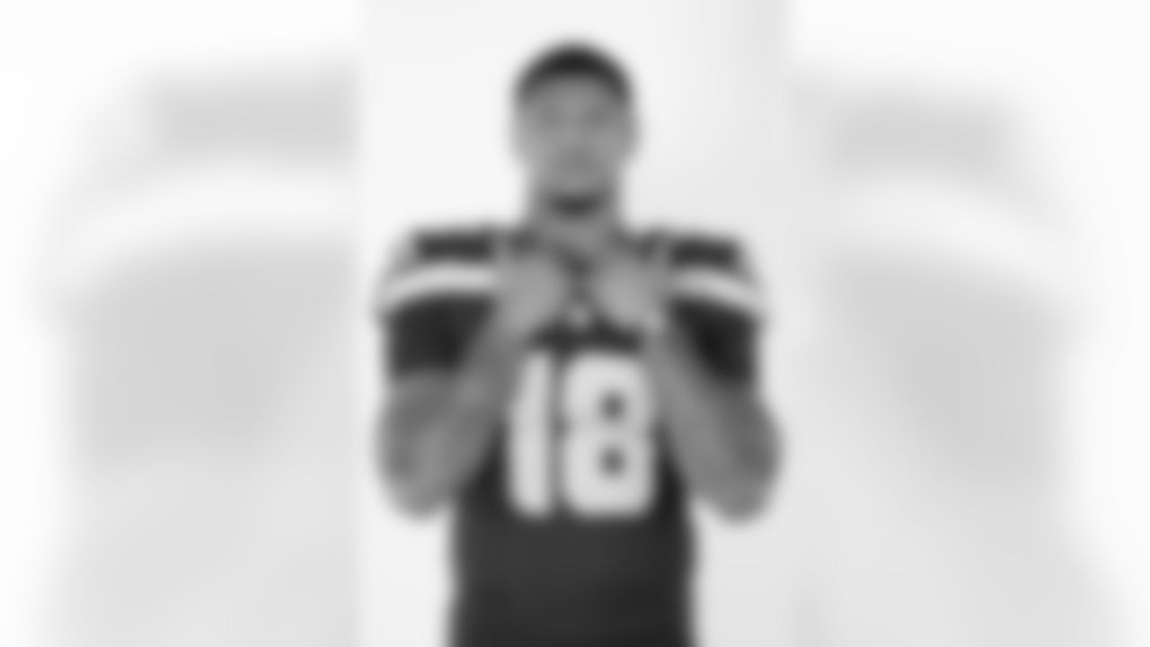 Seattle Seahawks tight end Elijah Arroyo (18) poses for a portrait during the NFLPA Rookie Premiere on Saturday, May 17, 2025 in Thousand Oaks, Calif. (Ben Liebenberg/NFL)