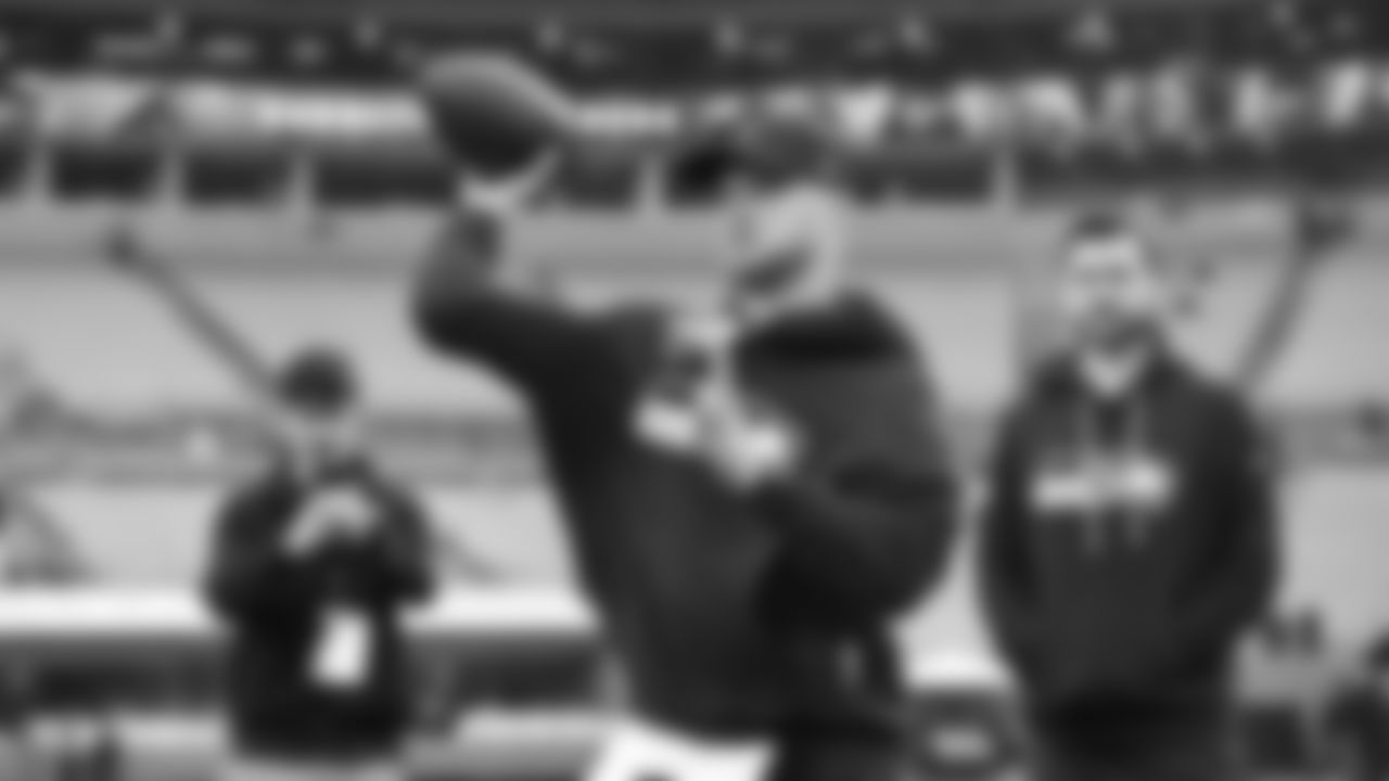 Seahawks quarterback Sam Darnold (14) warms up at Bank of America Stadium for the Week 17 matchup vs. Panthers on December 28, 2025.