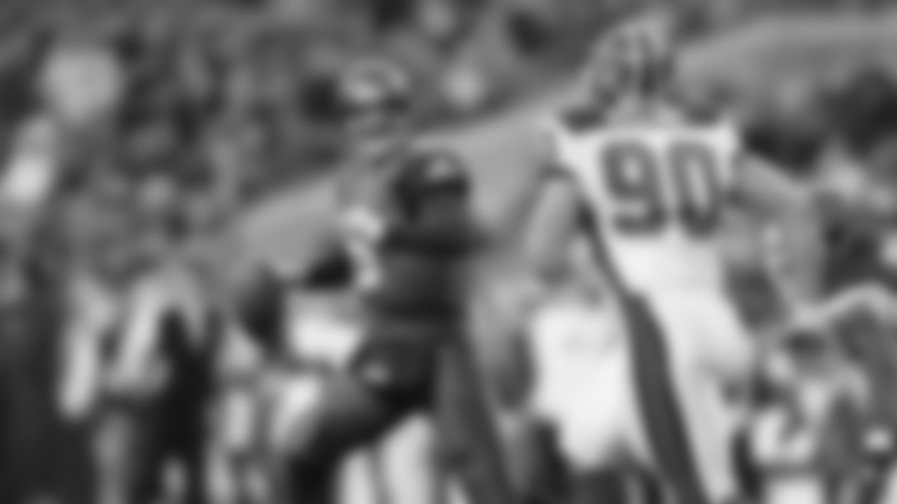 QB Matt Hasselbeck 2001-2010