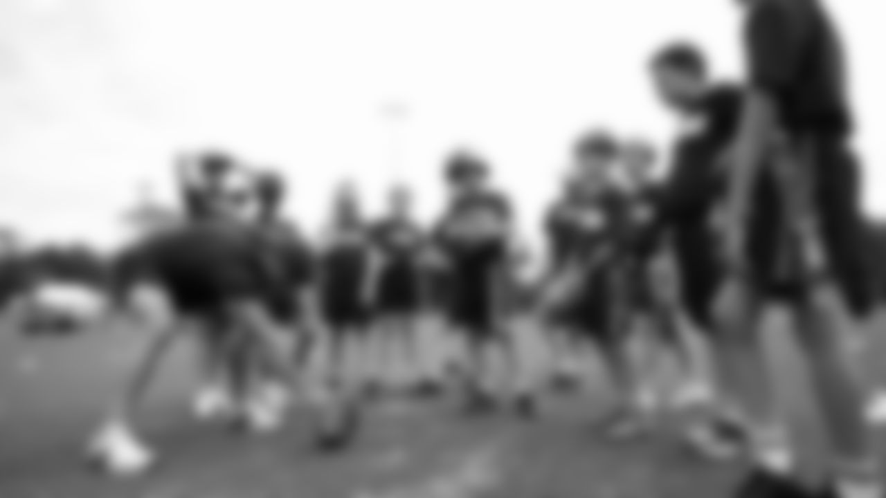 The Seahawks hosted a Seahawks Flag Football camp in Sydney, Australia where local kids had the opportunity to compete alongside Seahawks Legend Cliff Avril.