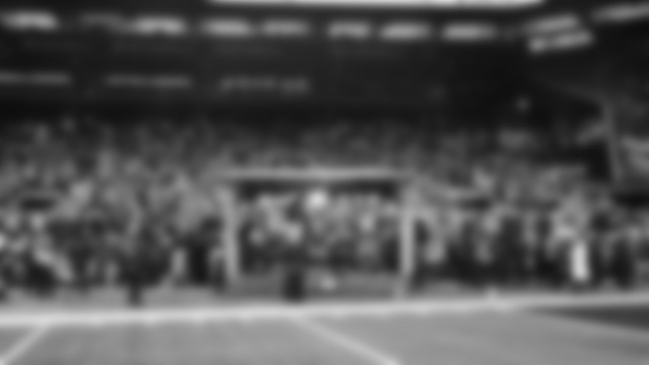 Sam Darnold, Jaxon Smith-Njigba, Devon Witherspoon, and Nick Emmanwori celebrate and talk about the win on Thursday Night Football