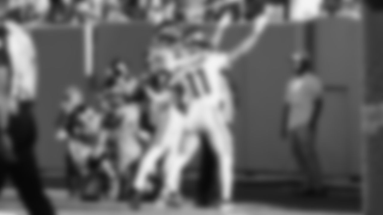 Seahawks at Titans on November 23, 2025