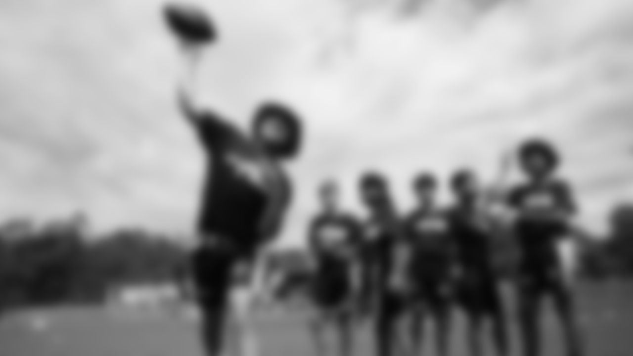 The Seahawks hosted a Seahawks Flag Football camp in Sydney, Australia where local kids had the opportunity to compete alongside Seahawks Legend Cliff Avril.