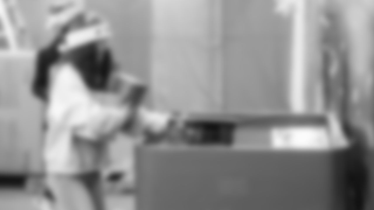 In spirit of the holiday season, the Seahawks volunteered on Wednesday, December 10th, 2025, at the Salvation Army Christmas Warehouse in Tukwila, WA, where they sorted donated toys and contributed $1,000 worth of additional toy donations.