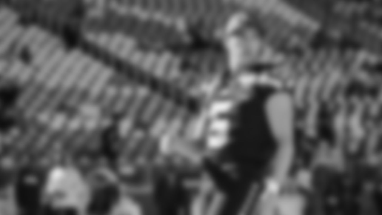 Super Bowl LX Warmups-20260208_22-08-14_1470