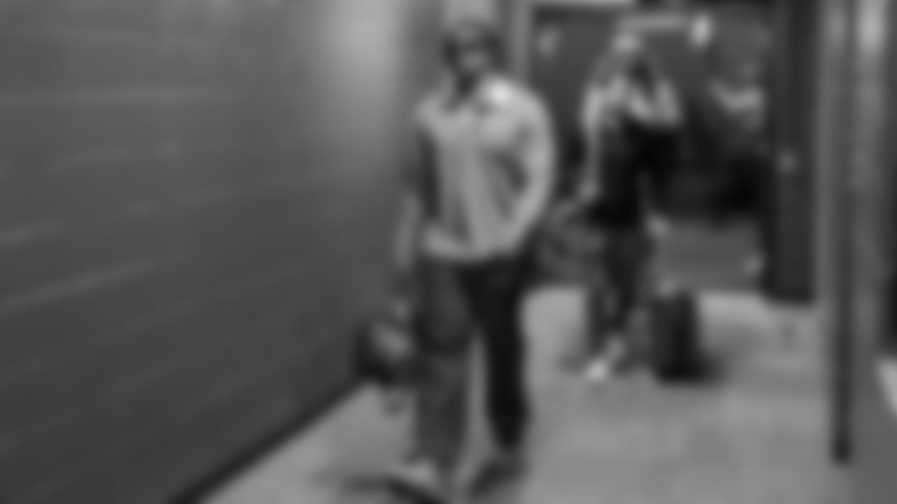 Seahawks linebacker Boye Mafe (53) arrived at Northwest Stadium for the Sunday Night Football matchup at the Washington Commanders in Week 9.