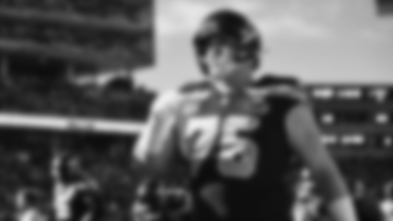 The Seahawks warm up ahead of Super Bowl LX vs. the Patriots at Levi's Stadium on Sunday, February 8, 2026.