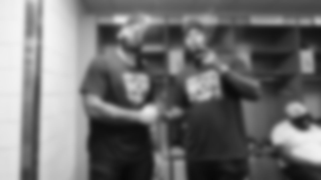 The Seahawks celebrated the win vs. the 49ers at Levi's Stadium in Week 18.