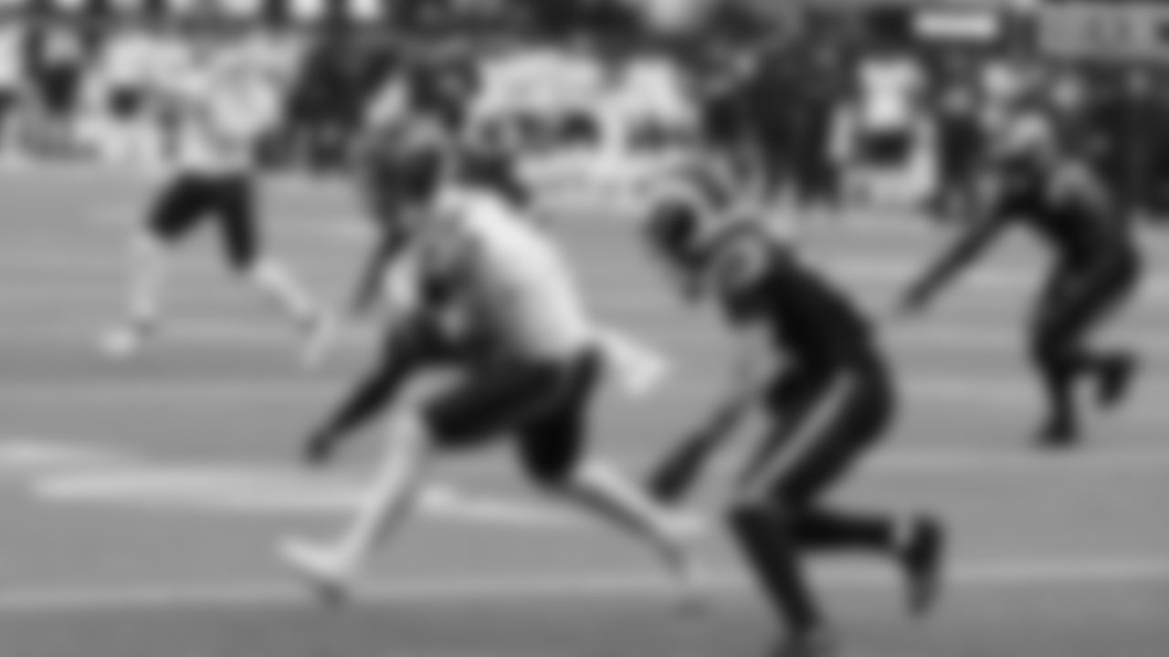 Seahawks at Rams on November 16, 2025