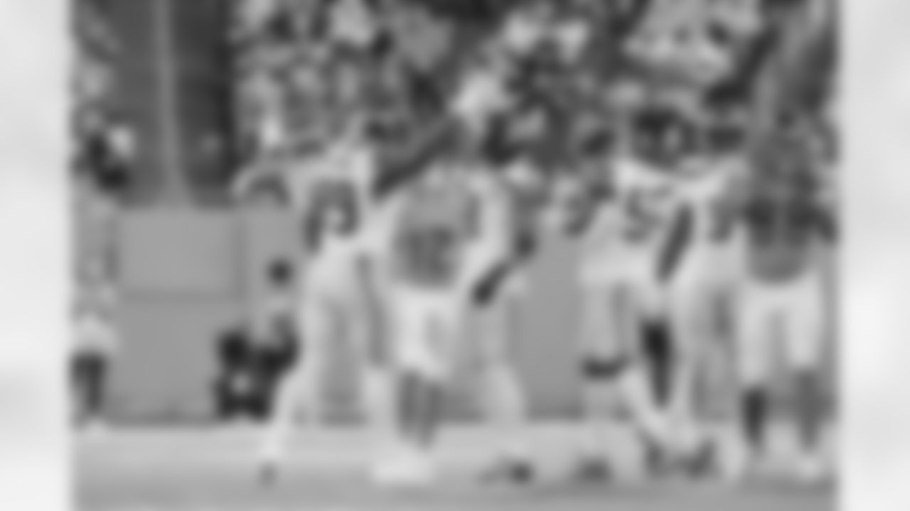 Seahawks at Titans on November 23, 2025