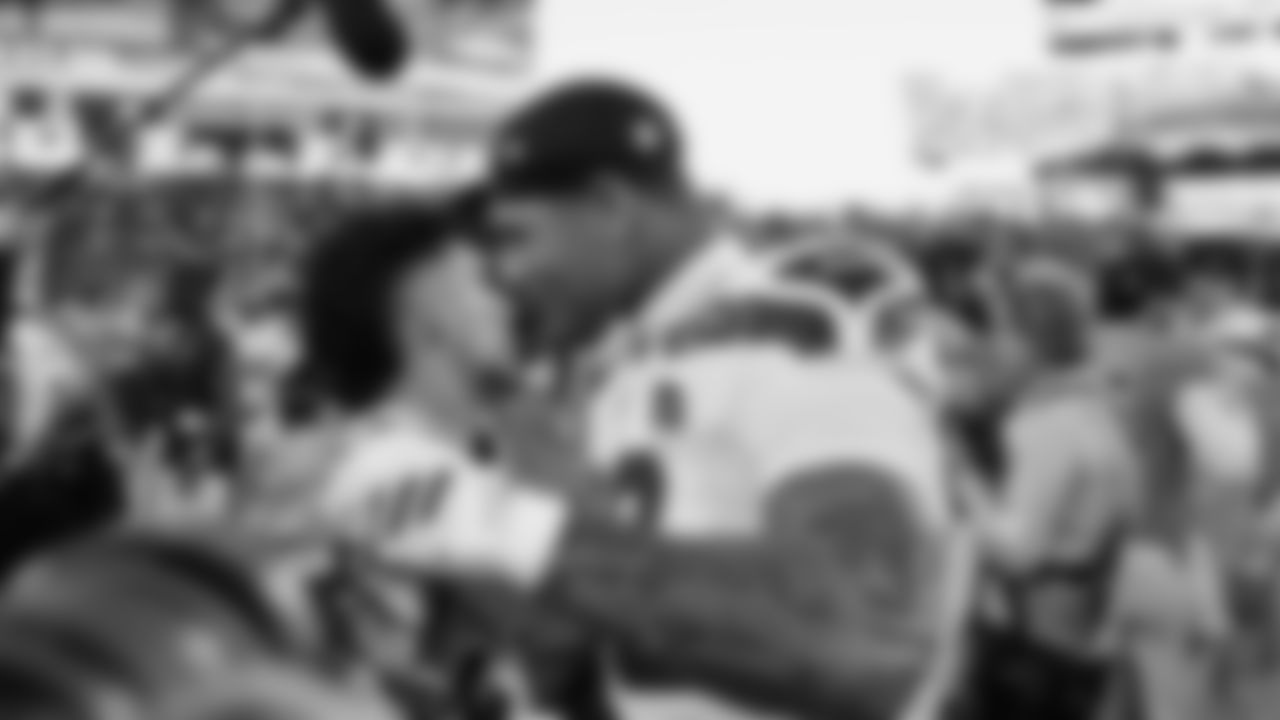 Seahawks celebrate the 30-24 win over the Tennessee Titans at Nissan Stadium on November 23, 2025.