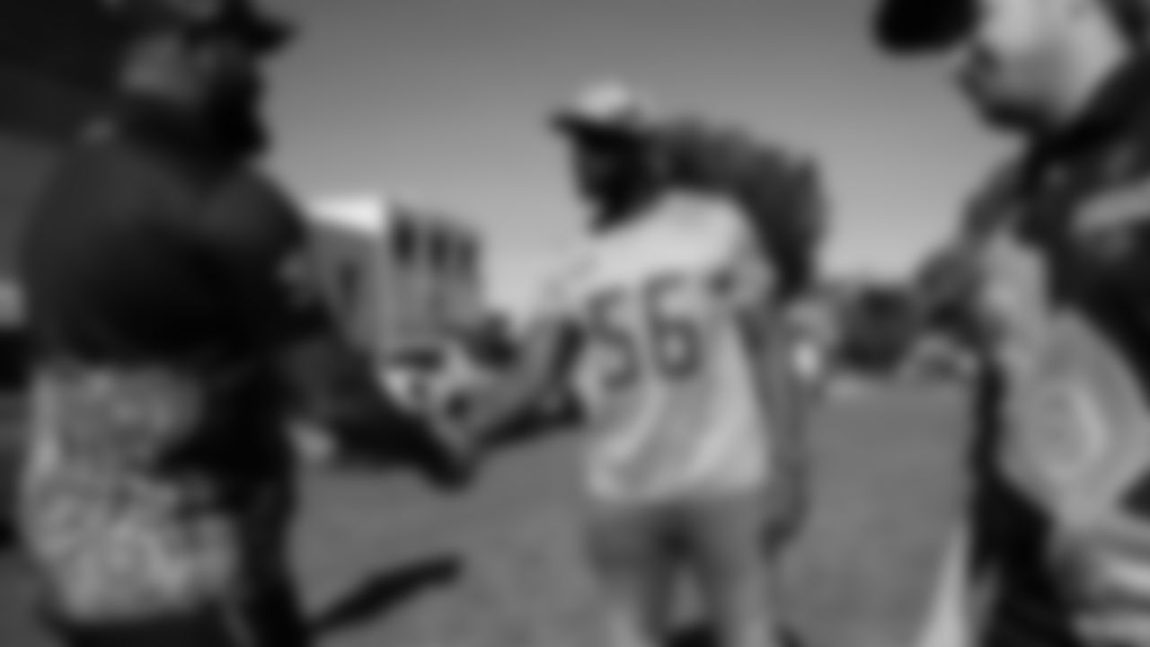 During a visit to Australia, Seahawks Legend Cliff Avril and Blitz stopped by the Kurranulla Aboriginal Corporation Community Center to play flag football and rugby alongside the Cronulla Sharks.