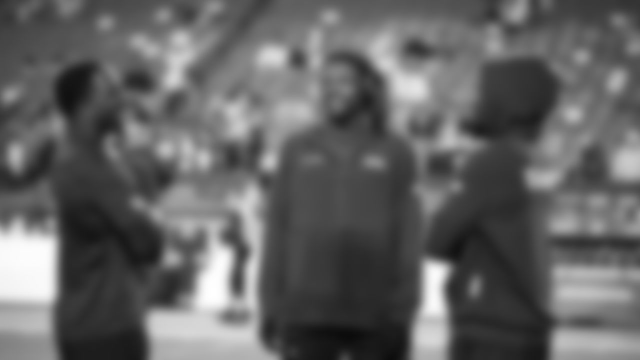Seahawks cornerback Riq Woolen (27) warms up at Northwest Stadium for the Sunday Night Football matchup at the Washington Commanders in Week 9.