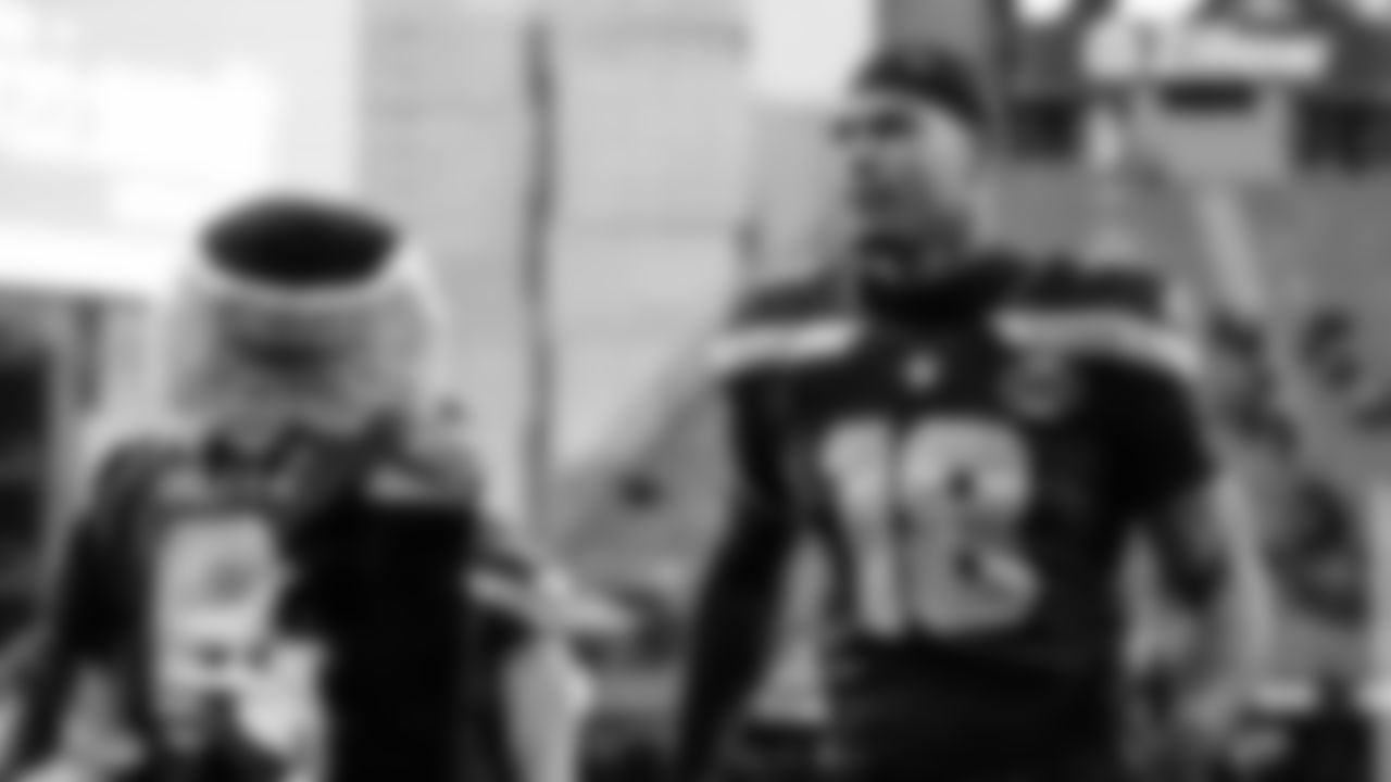 The Seahawks celebrated the 44-22 win over the Cardinals on Sunday, November 9, 2025.