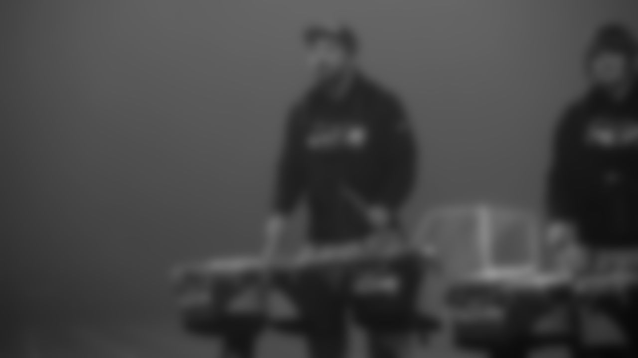 The Seahawks visited Tahoma High School on Tuesday, January 13, 2026 with Seahawks Legend Orlando Huff for the last Girls Flag Takeover of the season featuring the varsity game between Todd Beamer High School vs. Tahoma High School.