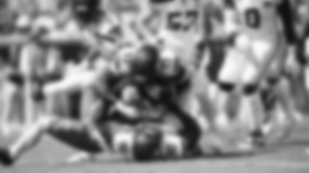 Seahawks linebacker Ernest Jones IV (13) at the Jacksonville Jaguars in Week 6.