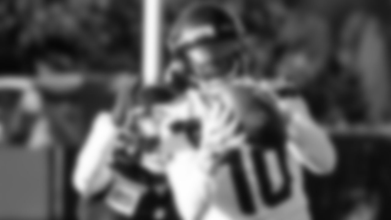 Seahawks wide receiver Cooper Kupp (10) and cornerback Devon Witherspoon (21) practiced on Wednesday, November 19 at the Virginia Mason Athletic Center.