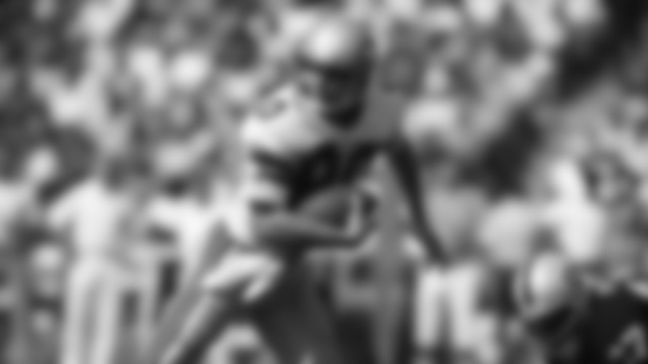 WR Steve Largent 1976-1989