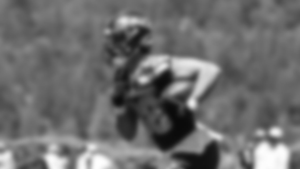 Seahawks tight end AJ Barner (88) participated in a workout on day one of OTAs on Tuesday, May 27, 2025 at the Virginia Mason Athletic Center.