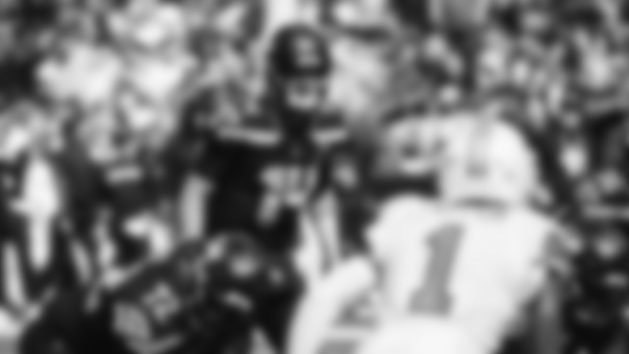 Seahawks quarterback Sam Darnold (14) vs. the New Orleans Saints in Week 3.