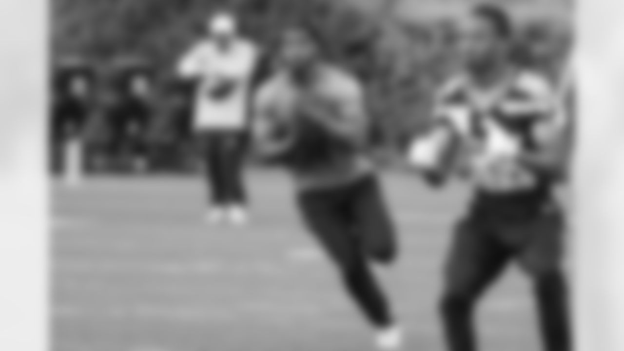 Seahawks running back Kenny McIntosh (25) participated in the Seahawks 2025 offseason workout program.