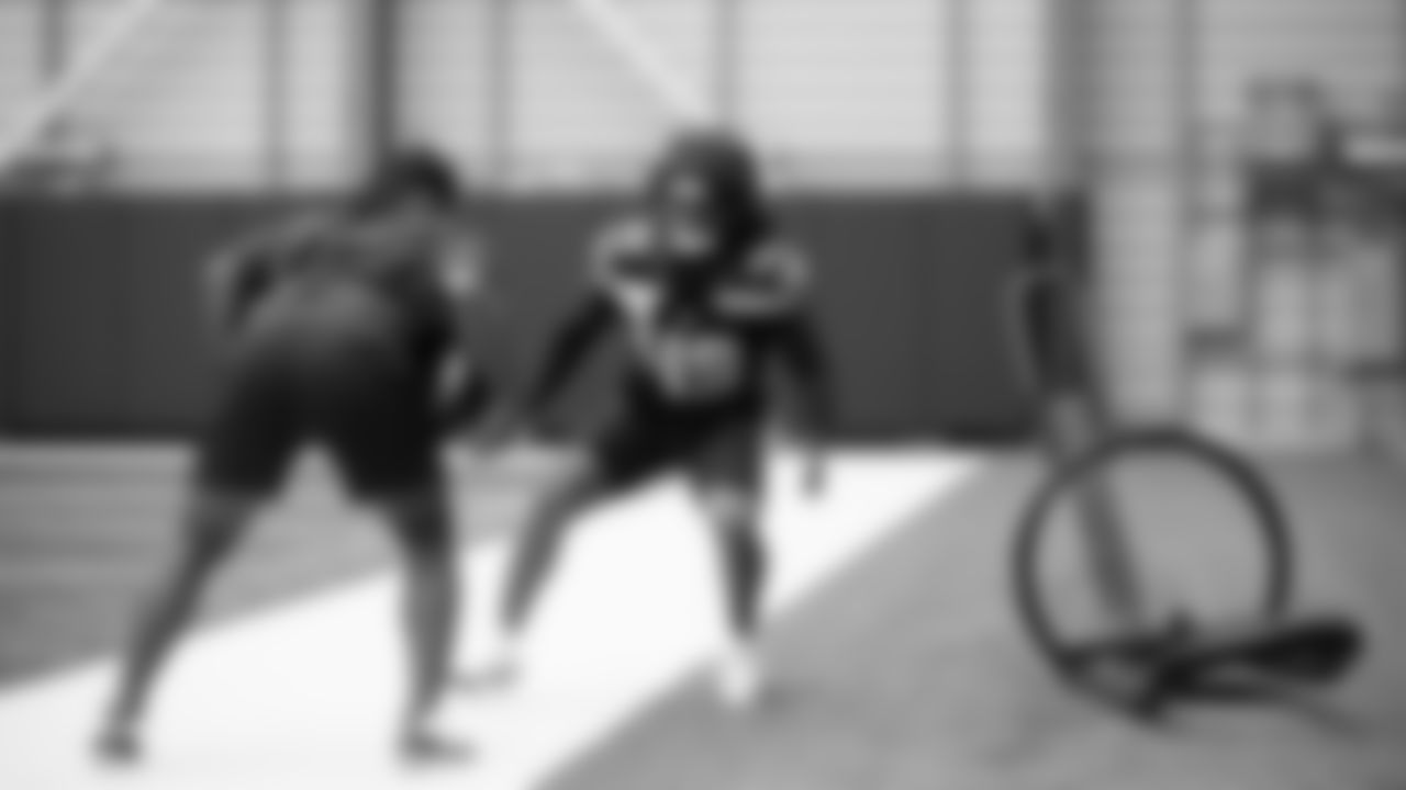 Seahawks linebacker Chris Paul Jr. (49) practiced on Thursday, November 13, 2025 at the Virginia Mason Athletic Center.