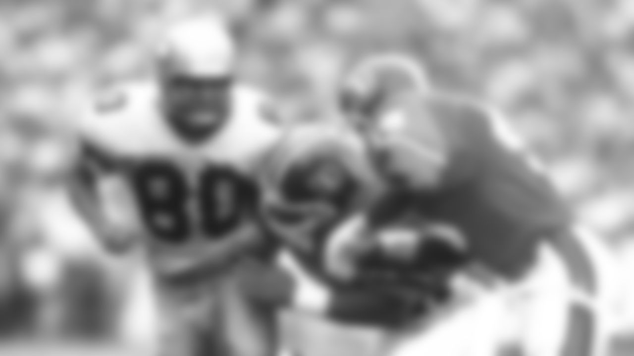 WR Steve Largent 1976-1989