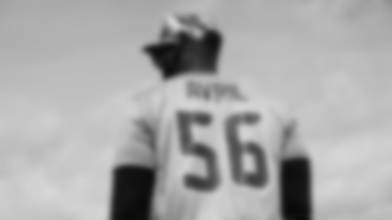 The Seahawks hosted a Seahawks Flag Football camp in Sydney, Australia where local kids had the opportunity to compete alongside Seahawks Legend Cliff Avril.