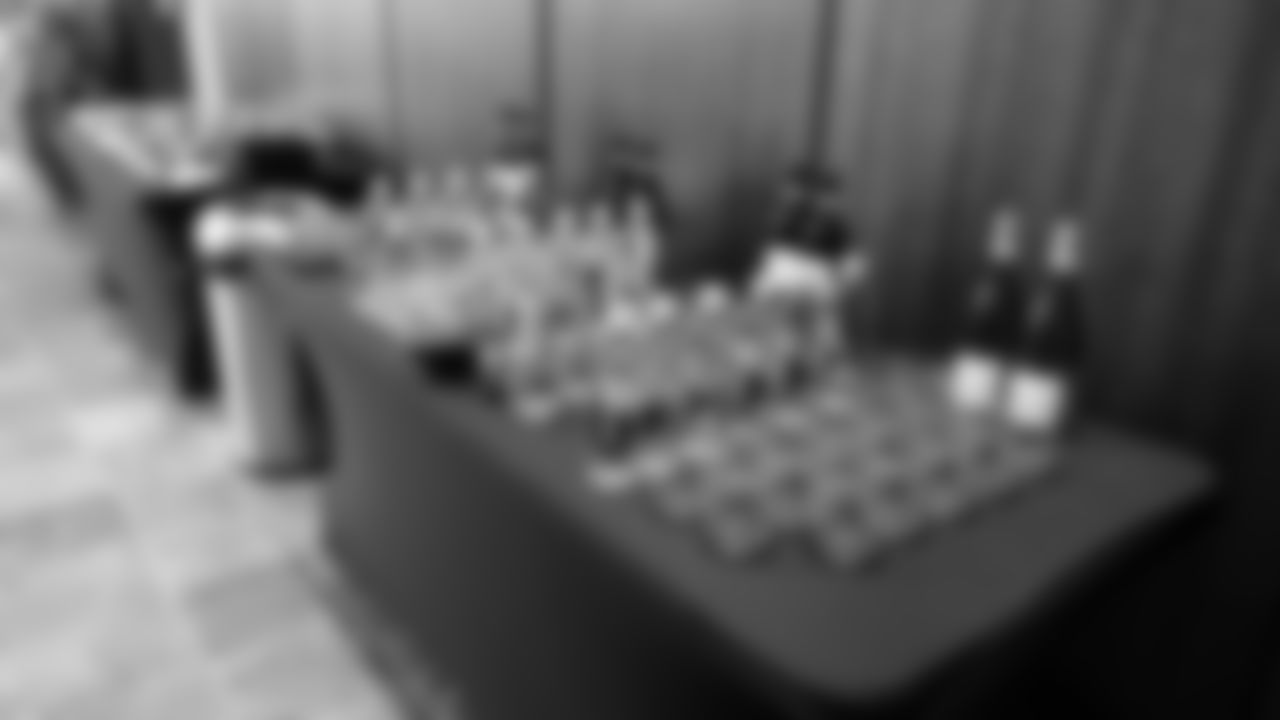 On February 19, ONYX, the Seahawks Black Employee Resource Group, in partnership with the DEI team, hosted its 2nd annual Black History Month celebration, 50 Years Strong: Celebrating Black Excellence & the Seahawks Legacy, at the Virginia Mason Athletic Center.