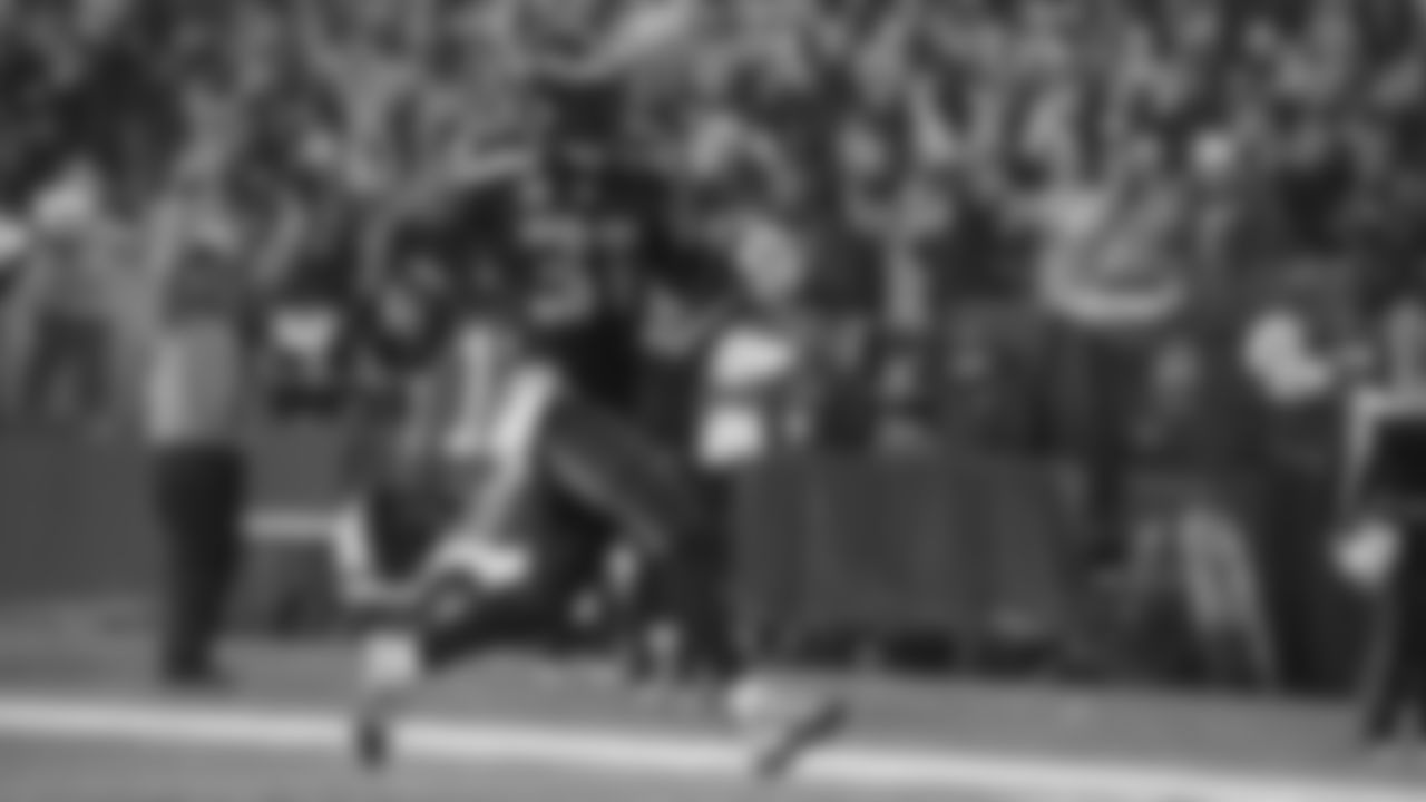 The Seahawks defeated the Carolina Panthers 31-17 in the divisional round on January 10, 2015.