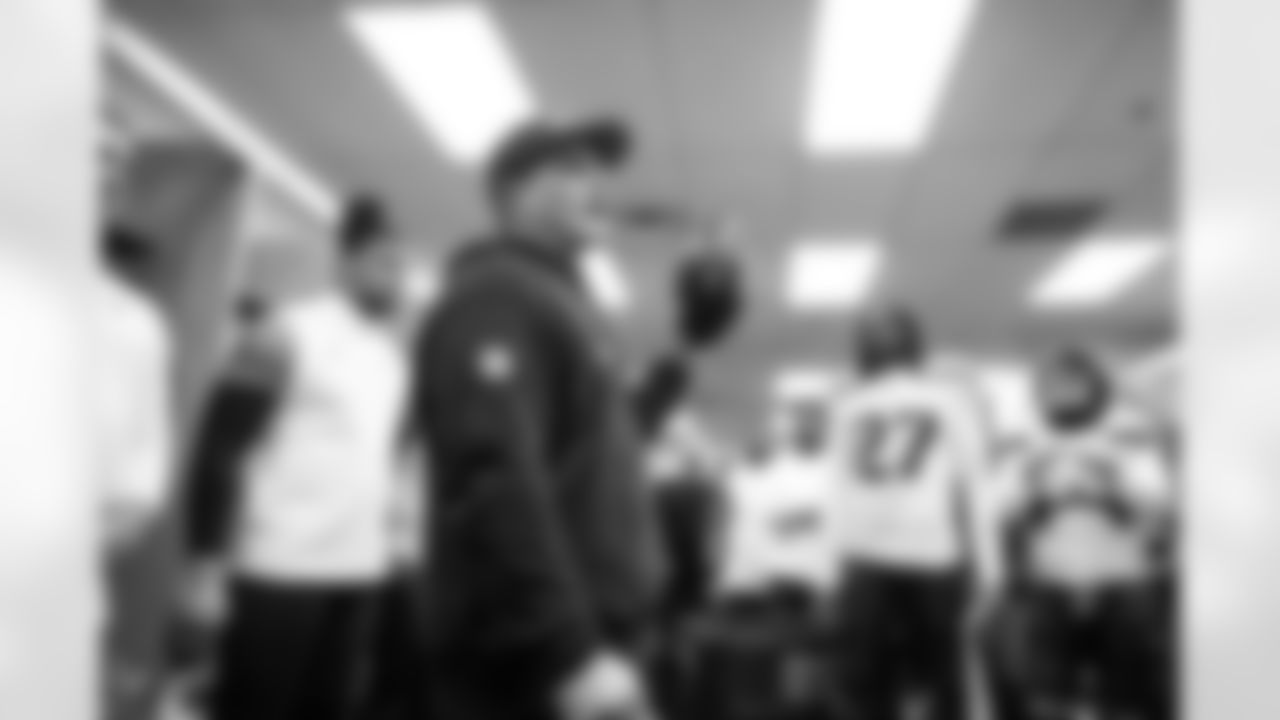 Seahawks head coach Mike Macdonald celebrates the Week 17 win over the Chicago Bears on Thursday, December 27, 2024.