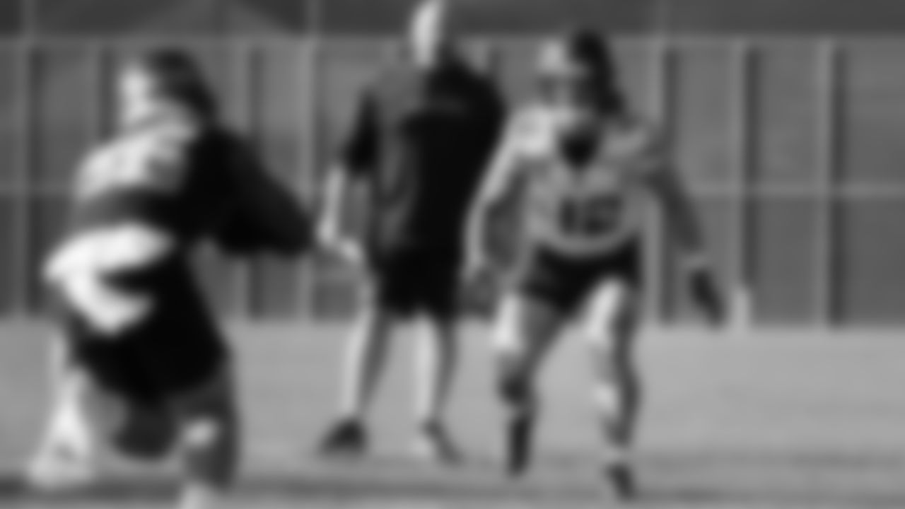 Seahawks linebacker Drake Thomas (42) practiced on February 5, 2026 in San Jose, California.